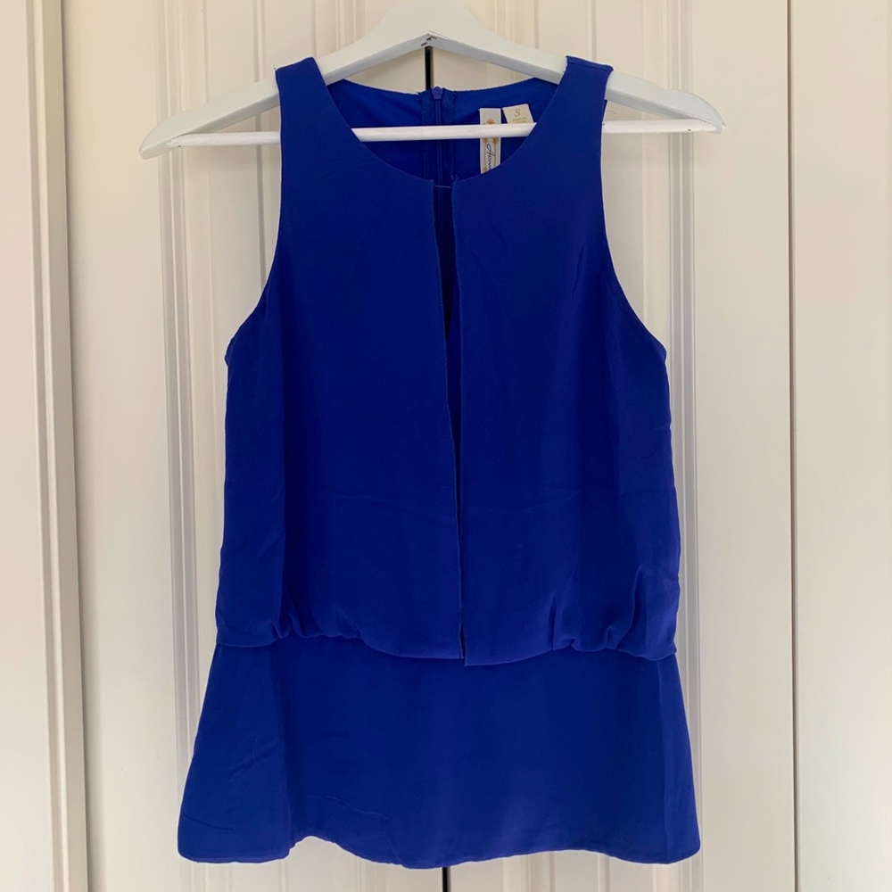 Blue sleeveless blouse